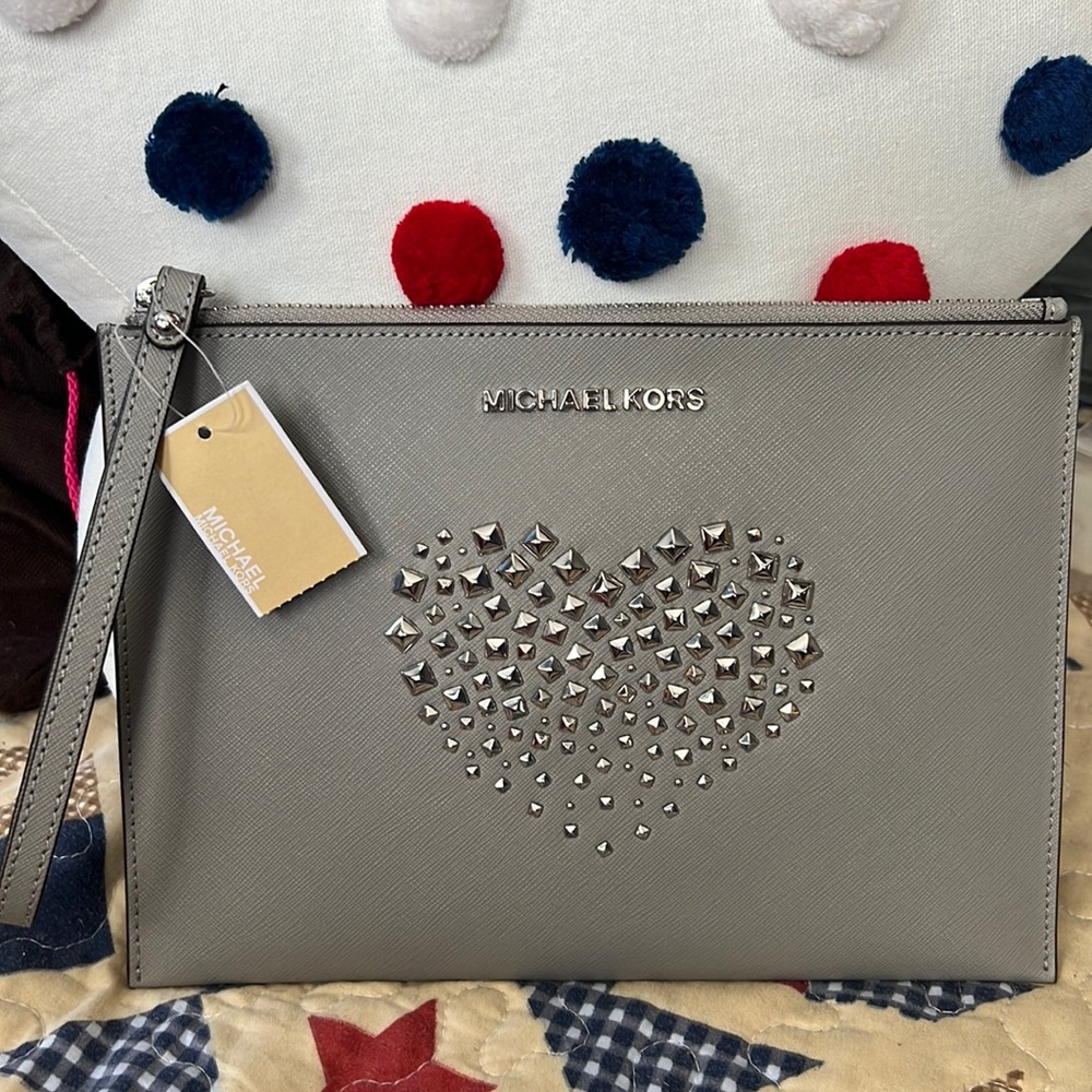 Authentic NWT Michael Kors Grey Saffiano  Heart studded clutch wristlet
